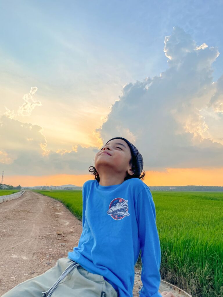 Mindfulness For ADHD 6 Ways To Calm The Chaos Honestly ADHD Mindfulness for adhd 6 ways to calm the chaos honestly adhd